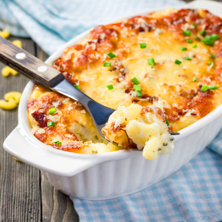 bacon-mac-and-cheese-in-baking-dish-square-gastroladies