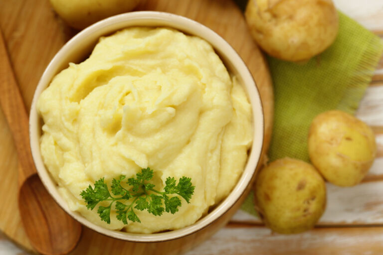 cheesy-creamy-mash-potato-video-recipe-gastroladies3