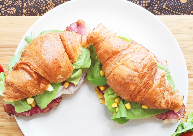egg-salad-with-fried-bacon-sandwich-video-recipe-gastroladies3