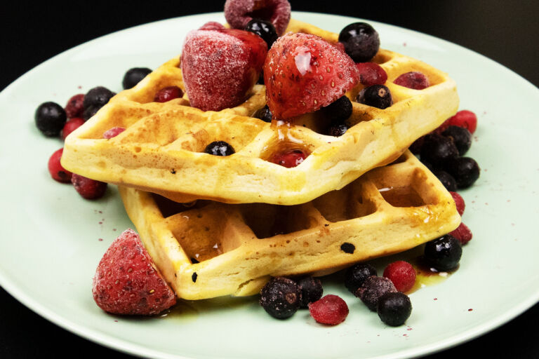 waffles-with-berries-recipe1